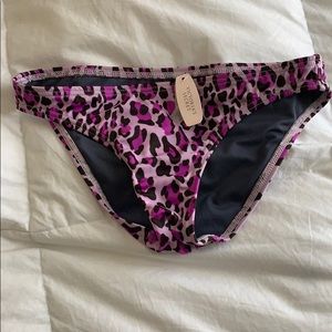 Victoria’s secrets bikini bottoms